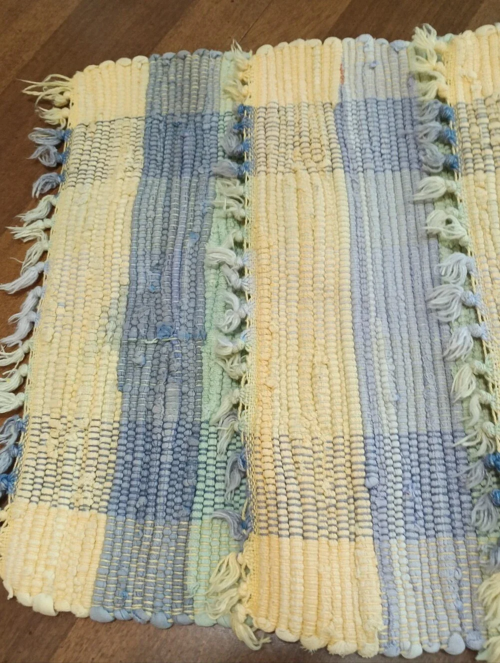 4 Piece Set of Pastel Fringe Placemats (18